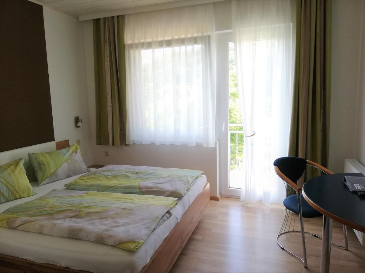 Privatzimmer Langthaler 멜크 외부 사진